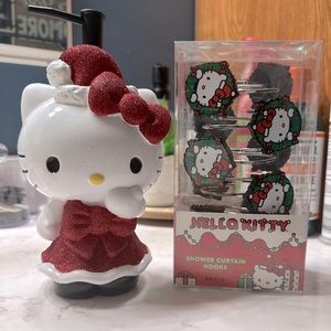 Hello kitty Christmas shower hooks & soap dispenser BUNDLE